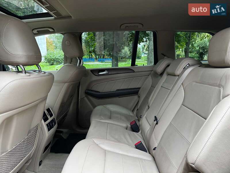 Позашляховик / Кросовер Mercedes-Benz GL-Class 2015 в Києві
