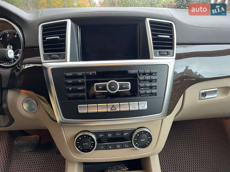 Внедорожник / Кроссовер Mercedes-Benz GL-Class 2014 в Киеве фото 34 Внедорожник / Кроссовер Mercedes-Benz GL-Class 2014 в Киеве