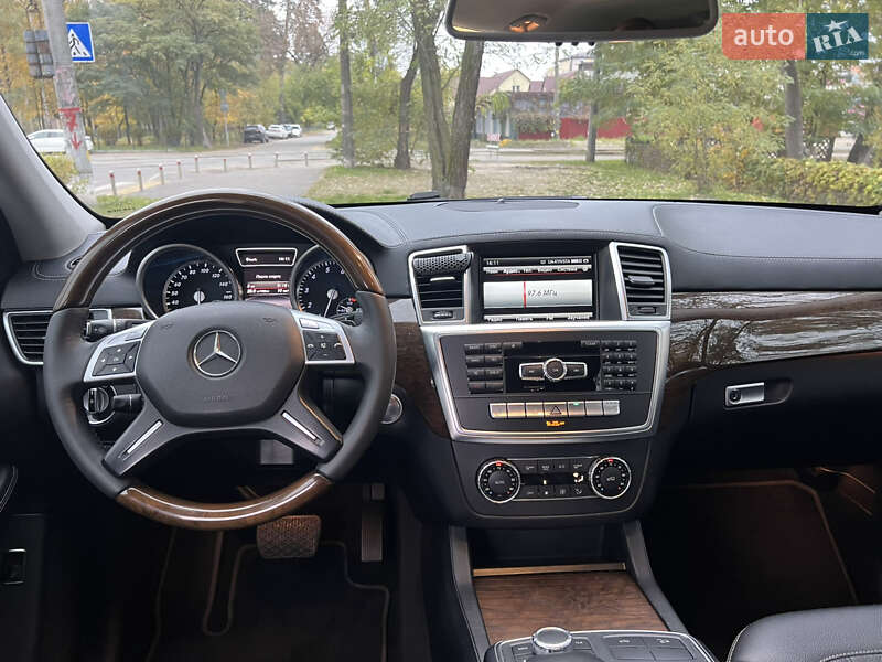 Внедорожник / Кроссовер Mercedes-Benz GL-Class 2015 в Киеве фото 11 Внедорожник / Кроссовер Mercedes-Benz GL-Class 2015 в Киеве