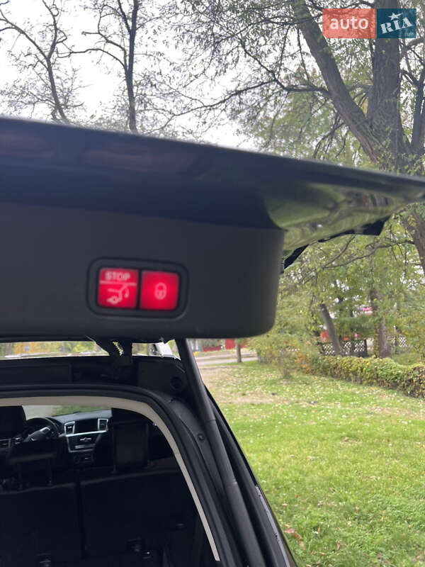 Внедорожник / Кроссовер Mercedes-Benz GL-Class 2015 в Киеве фото 19 Внедорожник / Кроссовер Mercedes-Benz GL-Class 2015 в Киеве