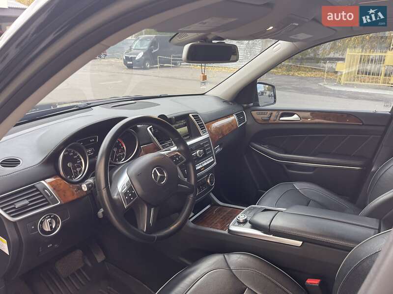 Позашляховик / Кросовер Mercedes-Benz GL-Class 2013 в Рівному фото 26 Позашляховик / Кросовер Mercedes-Benz GL-Class 2013 в Рівному