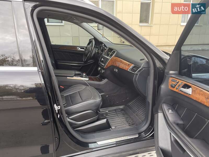 Позашляховик / Кросовер Mercedes-Benz GL-Class 2013 в Рівному фото 51 Позашляховик / Кросовер Mercedes-Benz GL-Class 2013 в Рівному