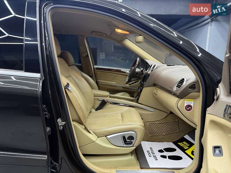 Позашляховик / Кросовер Mercedes-Benz GL-Class 2008 в Чернівцях