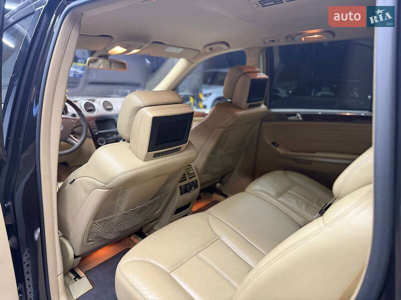 Позашляховик / Кросовер Mercedes-Benz GL-Class 2008 в Чернівцях