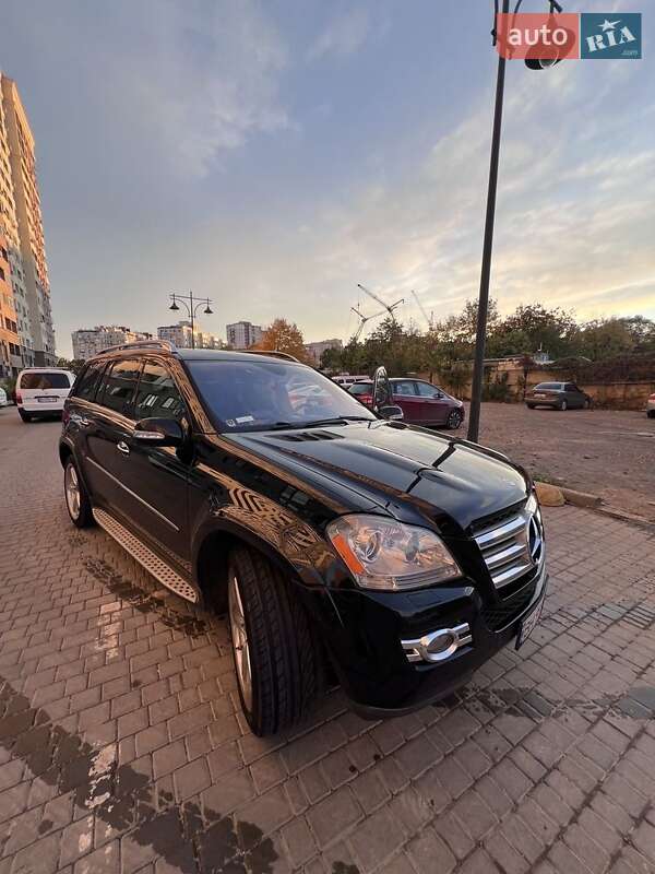 Mercedes-Benz GL-Class 2008 Mercedes-Benz GL-Class 2008
