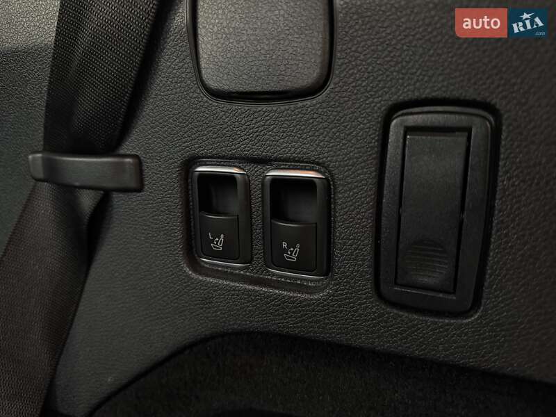 Внедорожник / Кроссовер Mercedes-Benz GL-Class 2015 в Киеве фото 44 Внедорожник / Кроссовер Mercedes-Benz GL-Class 2015 в Киеве