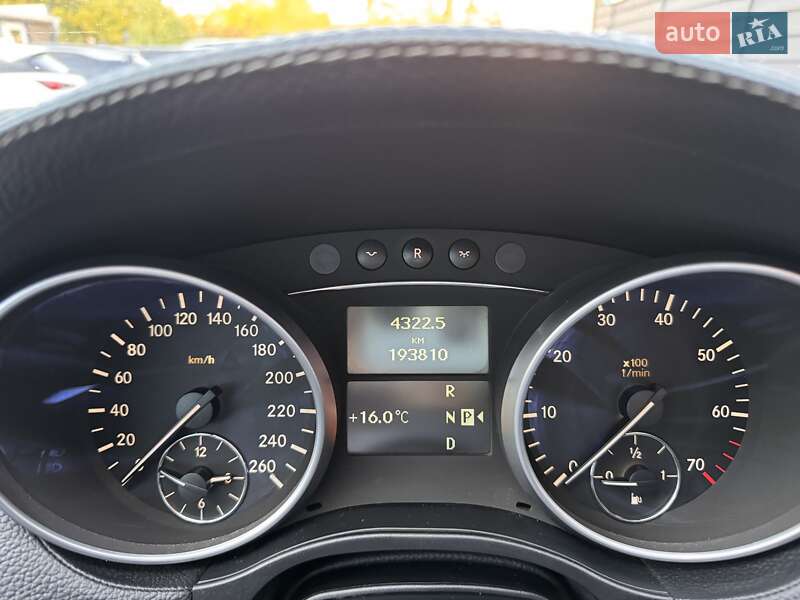 Позашляховик / Кросовер Mercedes-Benz GL-Class 2008 в Одесі фото 18 Позашляховик / Кросовер Mercedes-Benz GL-Class 2008 в Одесі