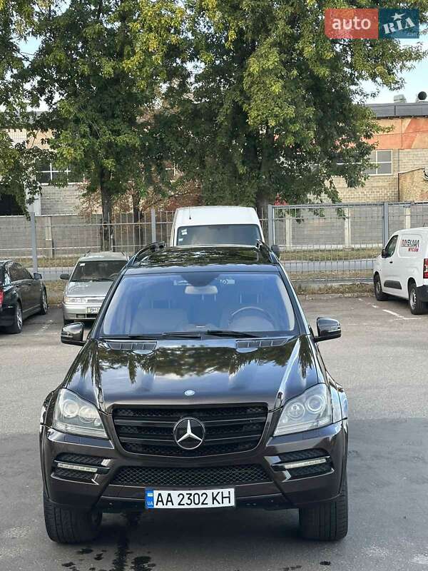 Позашляховик / Кросовер Mercedes-Benz GL-Class 2010 в Броварах