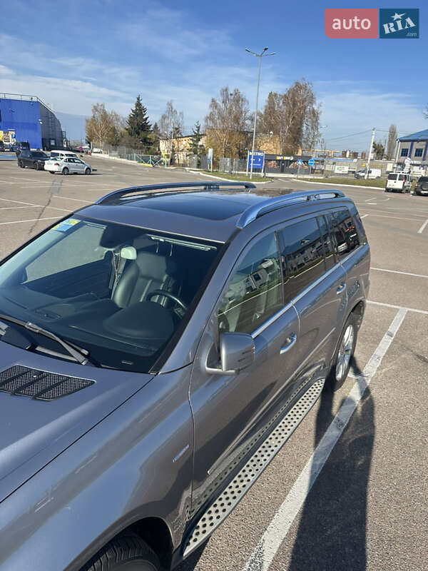 Внедорожник / Кроссовер Mercedes-Benz GL-Class 2011 в Житомире