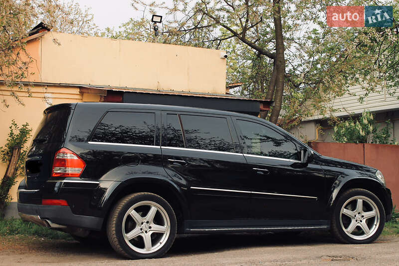 Позашляховик / Кросовер Mercedes-Benz GL-Class 2006 в Чернігові