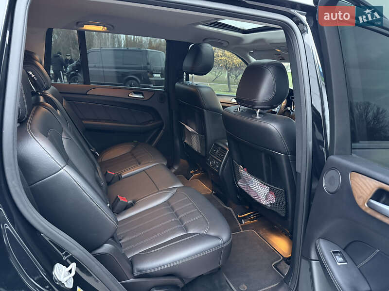 Позашляховик / Кросовер Mercedes-Benz GL-Class 2015 в Кременчуці фото 17 Позашляховик / Кросовер Mercedes-Benz GL-Class 2015 в Кременчуці