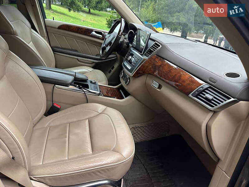 Внедорожник / Кроссовер Mercedes-Benz GL-Class 2013 в Ровно фото 34 Внедорожник / Кроссовер Mercedes-Benz GL-Class 2013 в Ровно