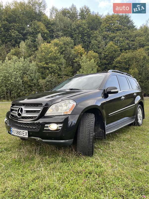 Позашляховик / Кросовер Mercedes-Benz GL-Class 2007 в Сваляві