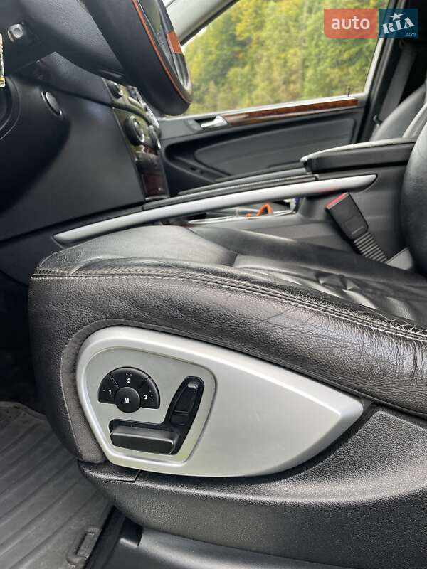 Позашляховик / Кросовер Mercedes-Benz GL-Class 2007 в Сваляві