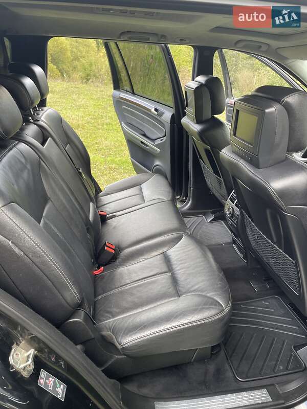 Позашляховик / Кросовер Mercedes-Benz GL-Class 2007 в Сваляві