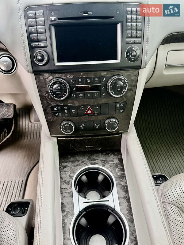 Внедорожник / Кроссовер Mercedes-Benz GL-Class 2009 в Гадяче