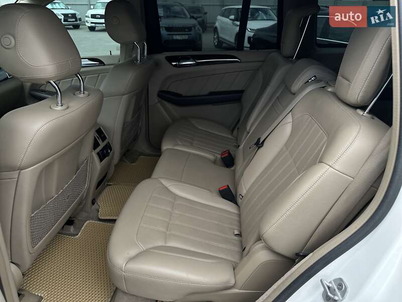 Позашляховик / Кросовер Mercedes-Benz GL-Class 2014 в Чернівцях фото 24 Позашляховик / Кросовер Mercedes-Benz GL-Class 2014 в Чернівцях