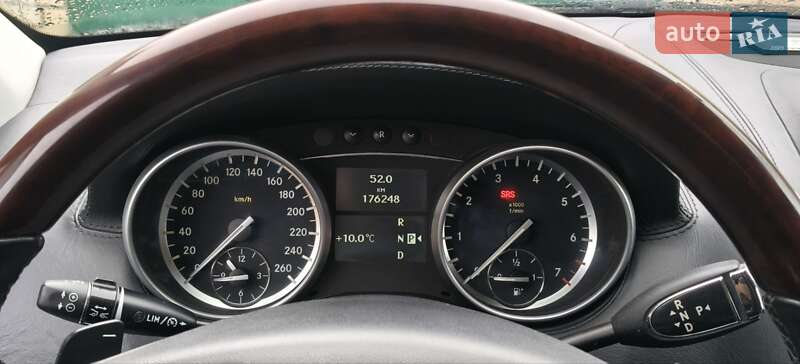 Внедорожник / Кроссовер Mercedes-Benz GL-Class 2011 в Киеве фото 16 Внедорожник / Кроссовер Mercedes-Benz GL-Class 2011 в Киеве