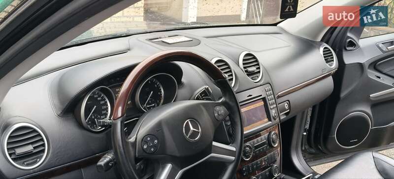 Внедорожник / Кроссовер Mercedes-Benz GL-Class 2011 в Киеве фото 28 Внедорожник / Кроссовер Mercedes-Benz GL-Class 2011 в Киеве