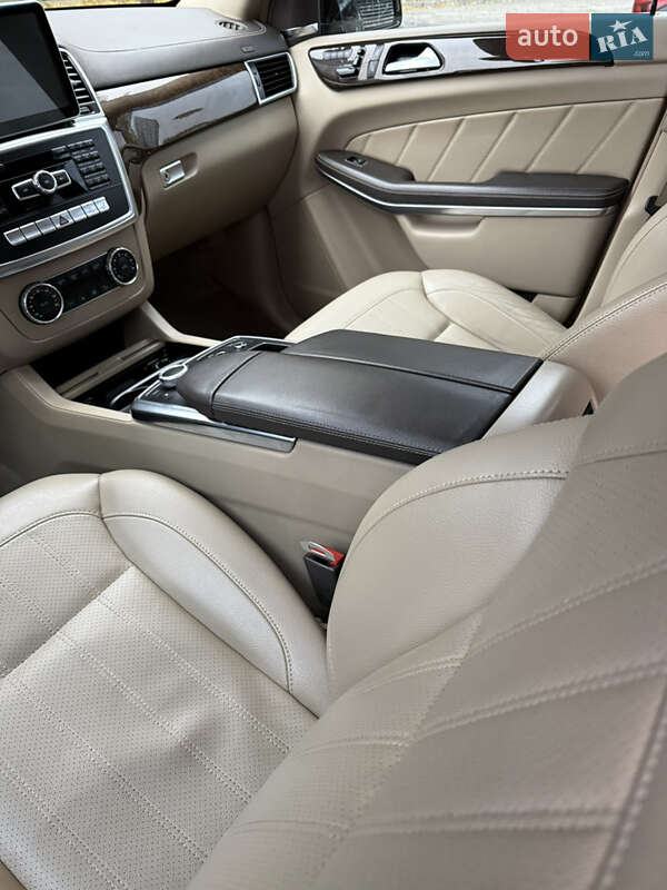 Позашляховик / Кросовер Mercedes-Benz GL-Class 2013 в Запоріжжі фото 14 Позашляховик / Кросовер Mercedes-Benz GL-Class 2013 в Запоріжжі
