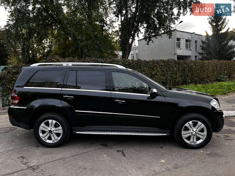 Внедорожник / Кроссовер Mercedes-Benz GL-Class 2009 в Киеве фото 4 Внедорожник / Кроссовер Mercedes-Benz GL-Class 2009 в Киеве