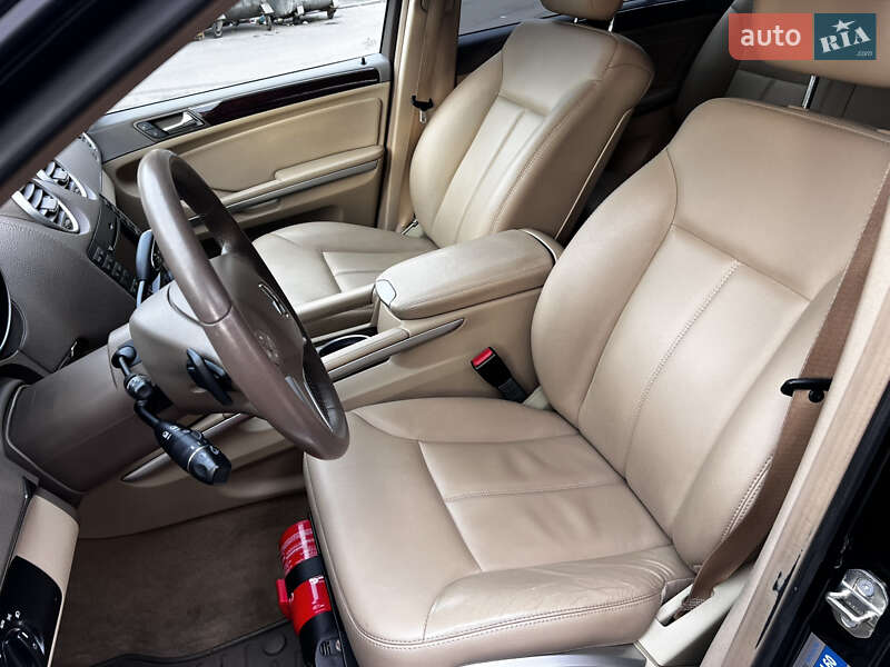 Внедорожник / Кроссовер Mercedes-Benz GL-Class 2009 в Киеве фото 14 Внедорожник / Кроссовер Mercedes-Benz GL-Class 2009 в Киеве