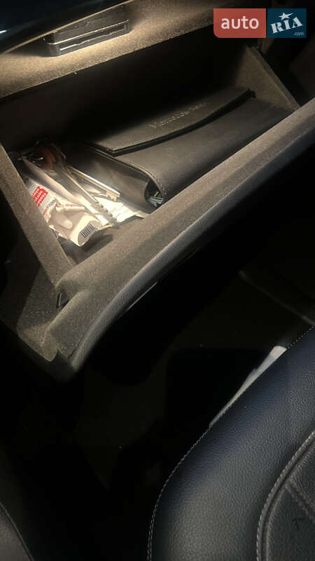 Внедорожник / Кроссовер Mercedes-Benz GL-Class 2015 в Киеве фото 17 Внедорожник / Кроссовер Mercedes-Benz GL-Class 2015 в Киеве