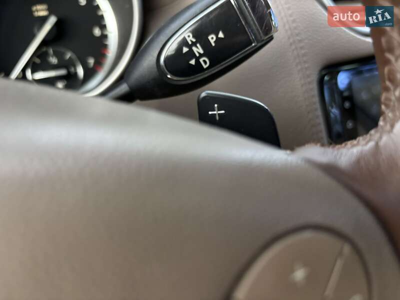 Позашляховик / Кросовер Mercedes-Benz GL-Class 2011 в Києві фото 2 Позашляховик / Кросовер Mercedes-Benz GL-Class 2011 в Києві