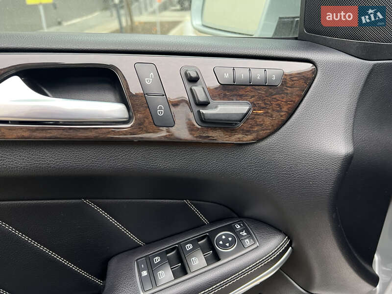 Позашляховик / Кросовер Mercedes-Benz GL-Class 2013 в Рівному