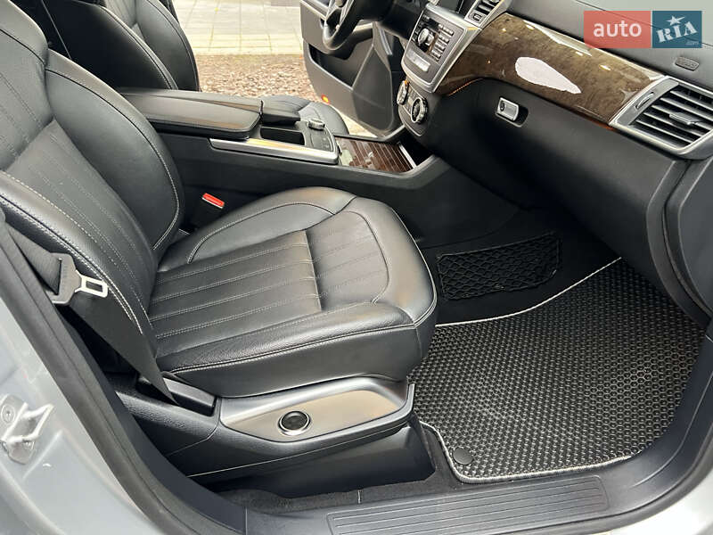 Позашляховик / Кросовер Mercedes-Benz GL-Class 2013 в Рівному