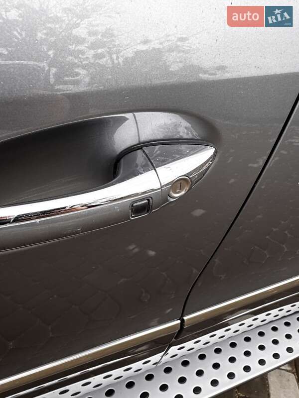 Позашляховик / Кросовер Mercedes-Benz GL-Class 2012 в Житомирі фото 35 Позашляховик / Кросовер Mercedes-Benz GL-Class 2012 в Житомирі