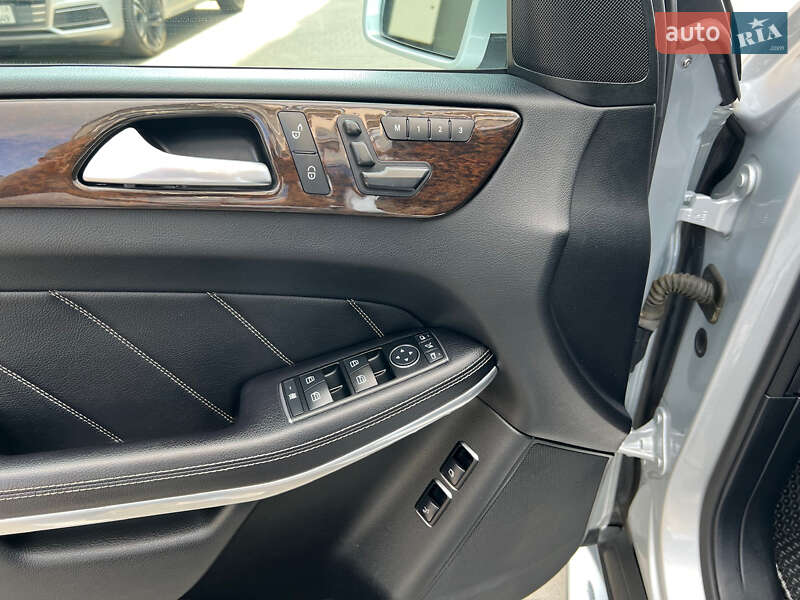 Позашляховик / Кросовер Mercedes-Benz GL-Class 2013 в Рівному