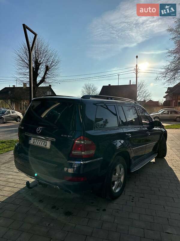 Внедорожник / Кроссовер Mercedes-Benz GL-Class 2008 в Ивано-Франковске фото 12 Внедорожник / Кроссовер Mercedes-Benz GL-Class 2008 в Ивано-Франковске