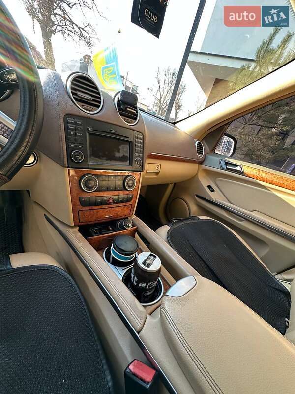 Внедорожник / Кроссовер Mercedes-Benz GL-Class 2008 в Ивано-Франковске фото 19 Внедорожник / Кроссовер Mercedes-Benz GL-Class 2008 в Ивано-Франковске