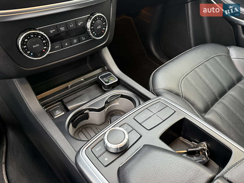 Позашляховик / Кросовер Mercedes-Benz GL-Class 2013 в Переяславі фото 35 Позашляховик / Кросовер Mercedes-Benz GL-Class 2013 в Переяславі