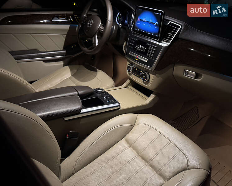 Внедорожник / Кроссовер Mercedes-Benz GL-Class 2013 в Ивано-Франковске фото 11 Внедорожник / Кроссовер Mercedes-Benz GL-Class 2013 в Ивано-Франковске