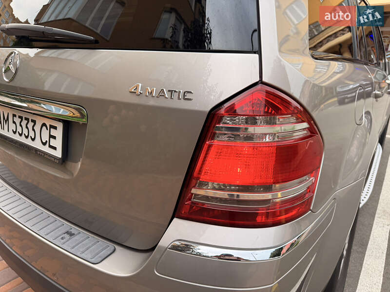 Внедорожник / Кроссовер Mercedes-Benz GL-Class 2008 в Киеве