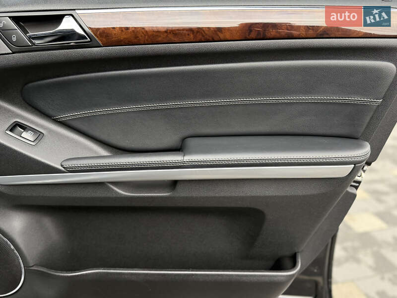 Внедорожник / Кроссовер Mercedes-Benz GL-Class 2012 в Дрогобыче