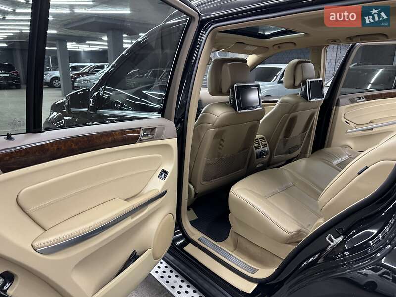 Внедорожник / Кроссовер Mercedes-Benz GL-Class 2010 в Харькове