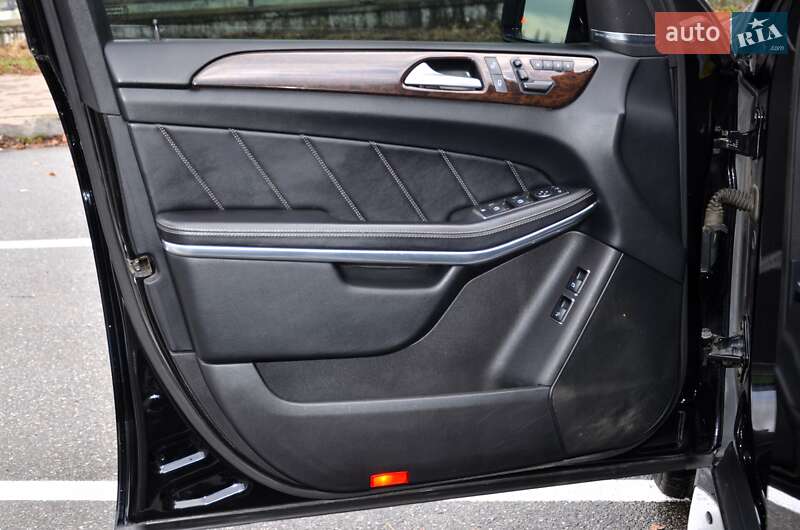 Позашляховик / Кросовер Mercedes-Benz GL-Class 2013 в Києві