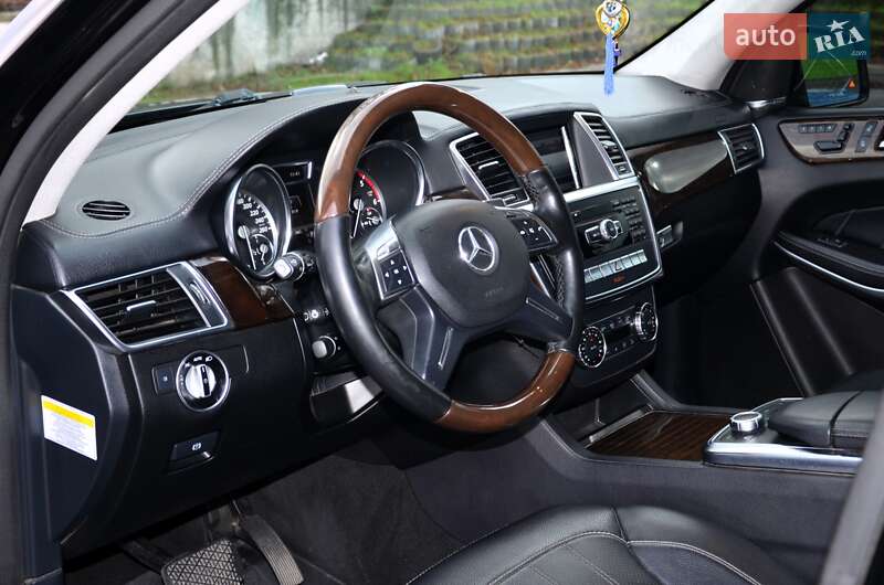 Позашляховик / Кросовер Mercedes-Benz GL-Class 2013 в Києві