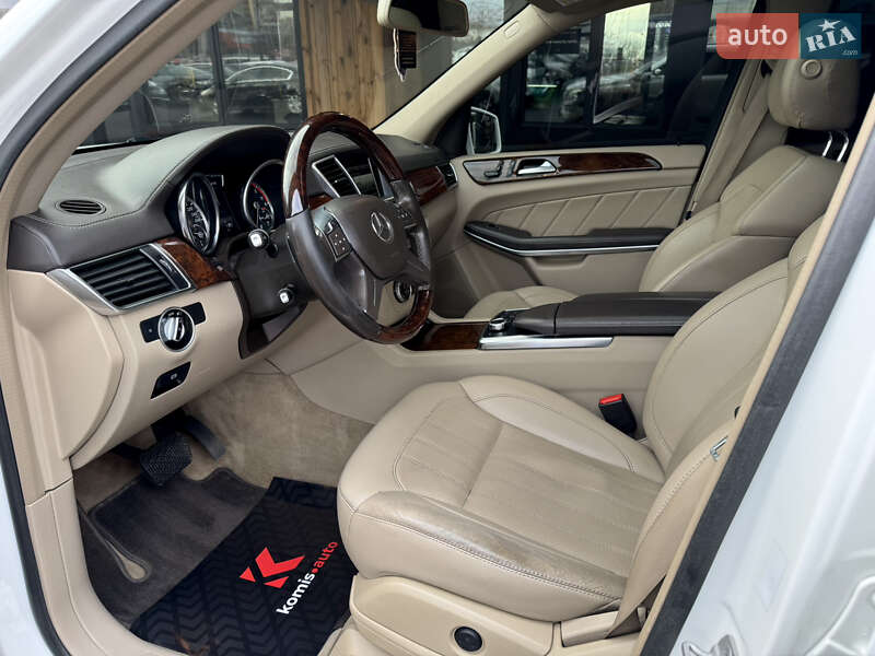 Позашляховик / Кросовер Mercedes-Benz GL-Class 2013 в Вінниці фото 36 Позашляховик / Кросовер Mercedes-Benz GL-Class 2013 в Вінниці