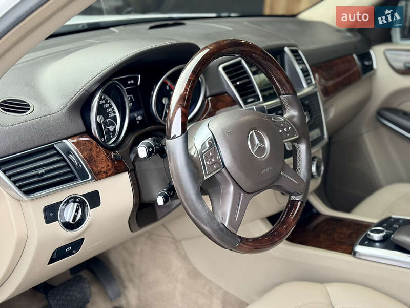 Позашляховик / Кросовер Mercedes-Benz GL-Class 2013 в Вінниці фото 37 Позашляховик / Кросовер Mercedes-Benz GL-Class 2013 в Вінниці