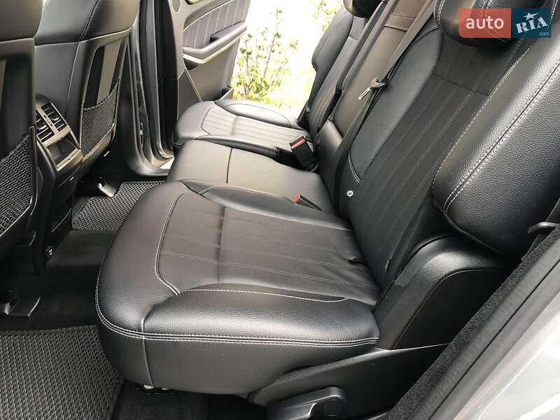 Позашляховик / Кросовер Mercedes-Benz GL-Class 2014 в Кривому Розі фото 28 Позашляховик / Кросовер Mercedes-Benz GL-Class 2014 в Кривому Розі