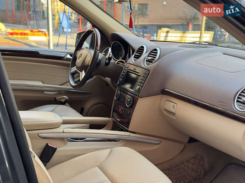 Внедорожник / Кроссовер Mercedes-Benz GL-Class 2012 в Ивано-Франковске фото 19 Внедорожник / Кроссовер Mercedes-Benz GL-Class 2012 в Ивано-Франковске