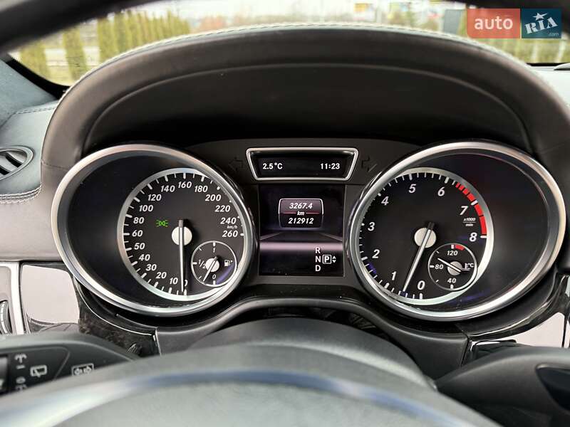 Позашляховик / Кросовер Mercedes-Benz GL-Class 2013 в Звягелі фото 19 Позашляховик / Кросовер Mercedes-Benz GL-Class 2013 в Звягелі