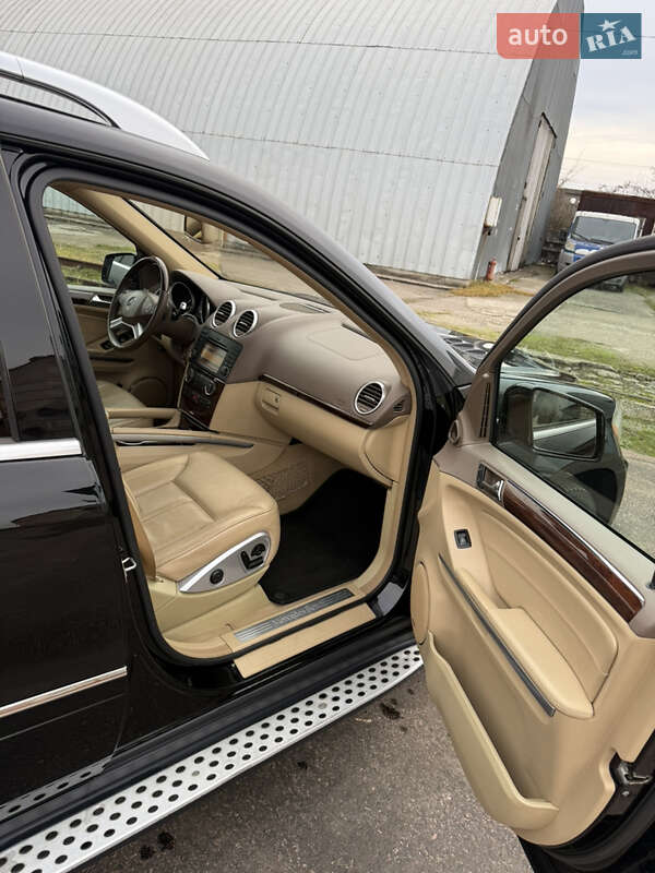 Внедорожник / Кроссовер Mercedes-Benz GL-Class 2010 в Киеве