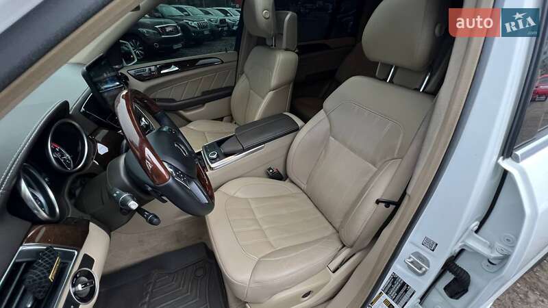 Позашляховик / Кросовер Mercedes-Benz GL-Class 2014 в Києві