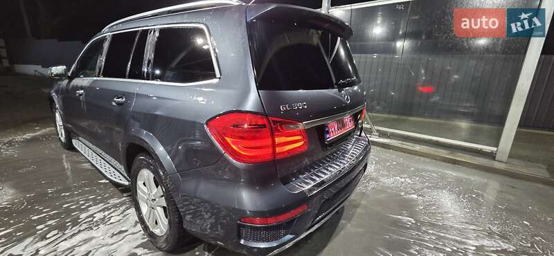 Позашляховик / Кросовер Mercedes-Benz GL-Class 2015 в Луцьку