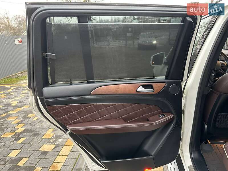 Позашляховик / Кросовер Mercedes-Benz GL-Class 2015 в Львові фото 21 Позашляховик / Кросовер Mercedes-Benz GL-Class 2015 в Львові